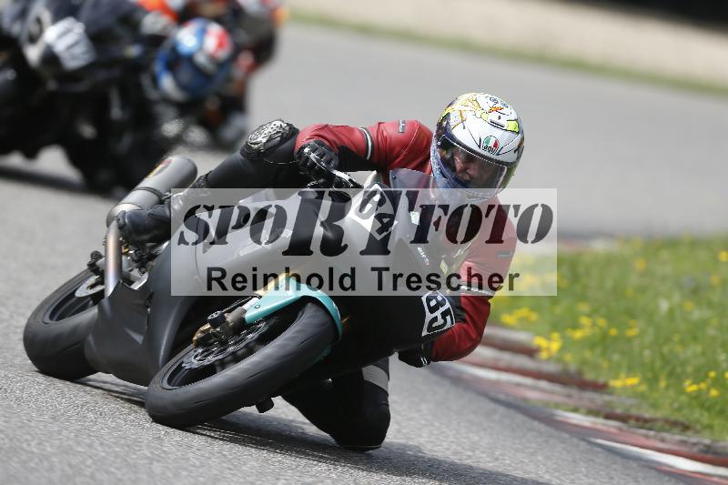 /37 28.07.2025 Dunlop Ride und Test Day ADR/Trackday Erfahren gelb Trackday schnell  rot/85